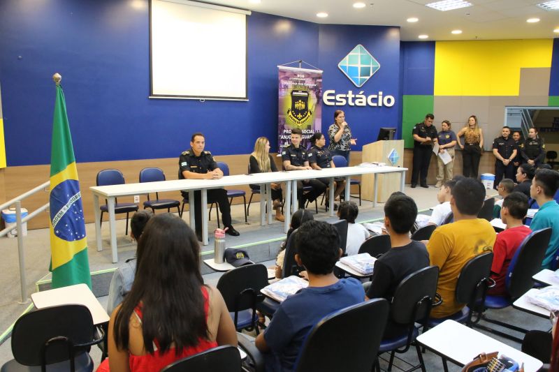 Projeto Anjos da Guarda com primeira aula inaugural.