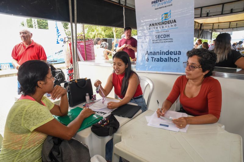 Ação do Programa Prefeitura em Movimento na Arterial 18