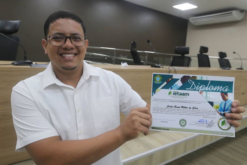 Entrega de Certificados aos alunos do Instituto de Educação Tecnológica Avançada da Amazônia (IETAAM)