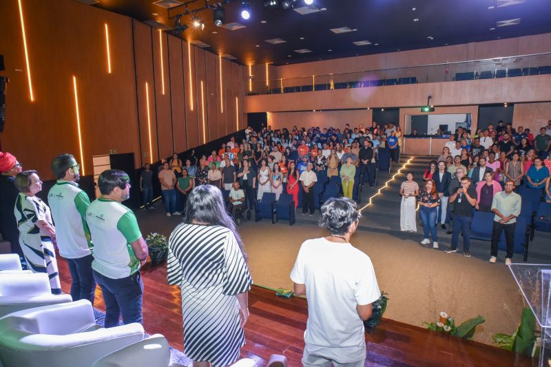 Abertura da Semana do Meio Ambiente no Teatro Municipal de Ananindeua