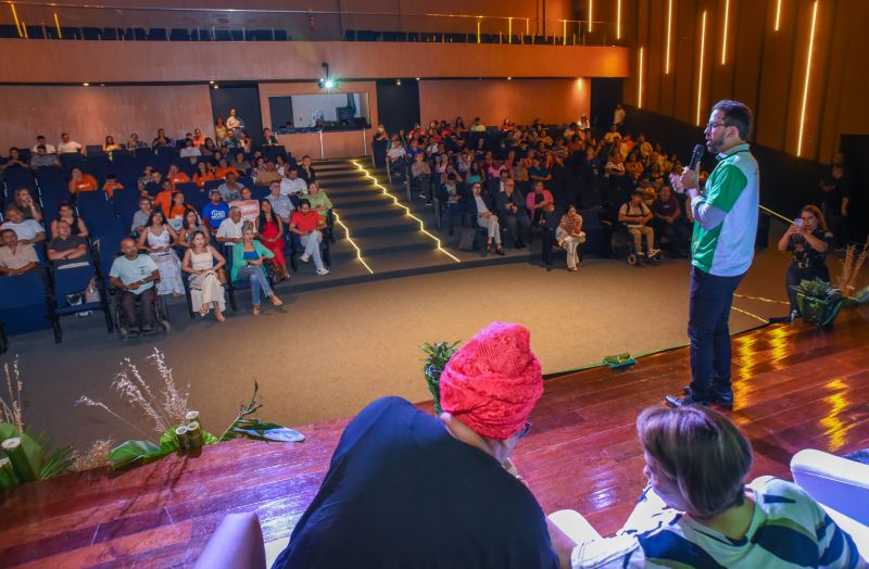 Abertura da Semana do Meio Ambiente no Teatro Municipal de Ananindeua