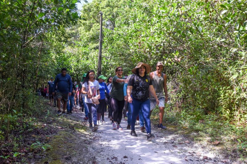 Eco trilha na Ilha de João Pilatos