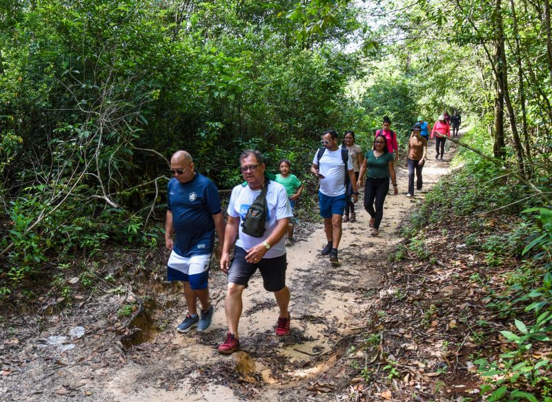 Eco trilha na Ilha de João Pilatos