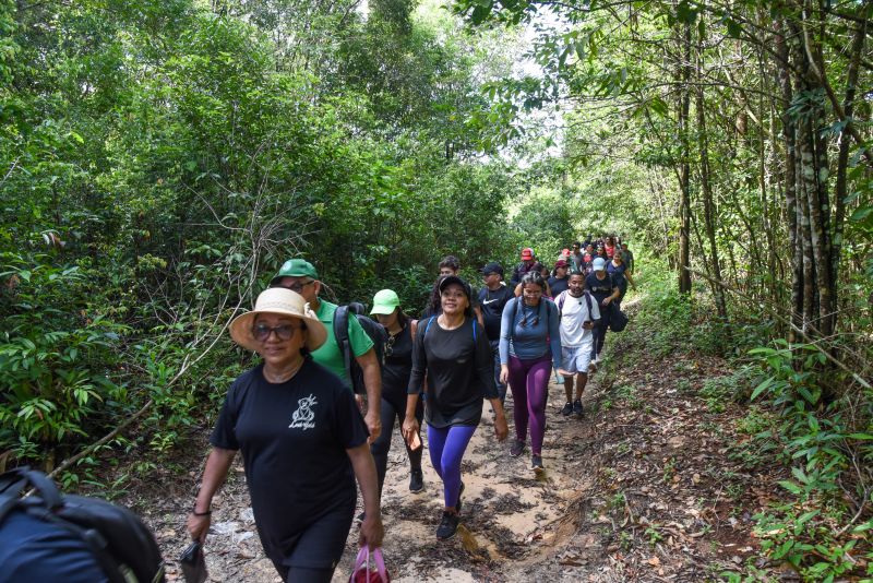 Eco trilha na Ilha de João Pilatos