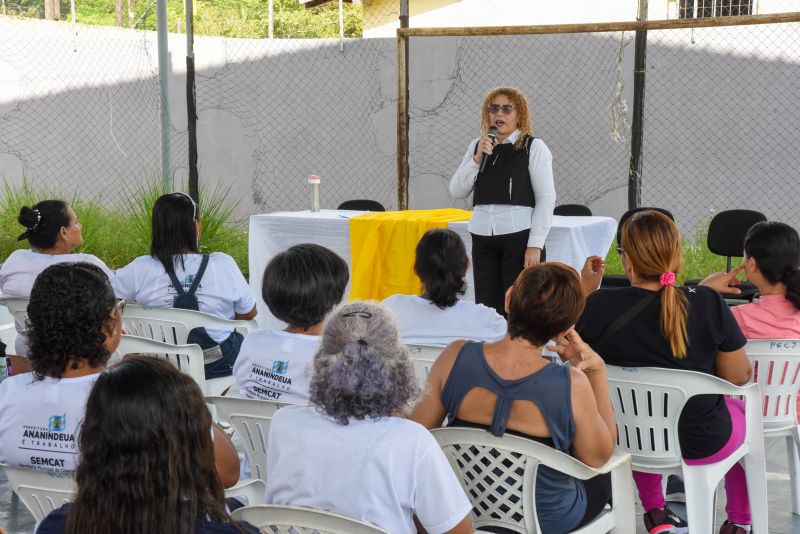 Pré Conferências da Mulher no CRAS Estrela do conjunto Júlia Seffer
