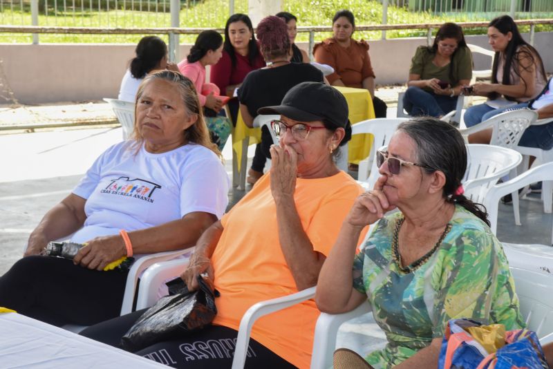 Pré Conferências da Mulher no CRAS Estrela do conjunto Júlia Seffer