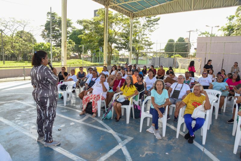 Pré Conferências da Mulher no CRAS Estrela do conjunto Júlia Seffer