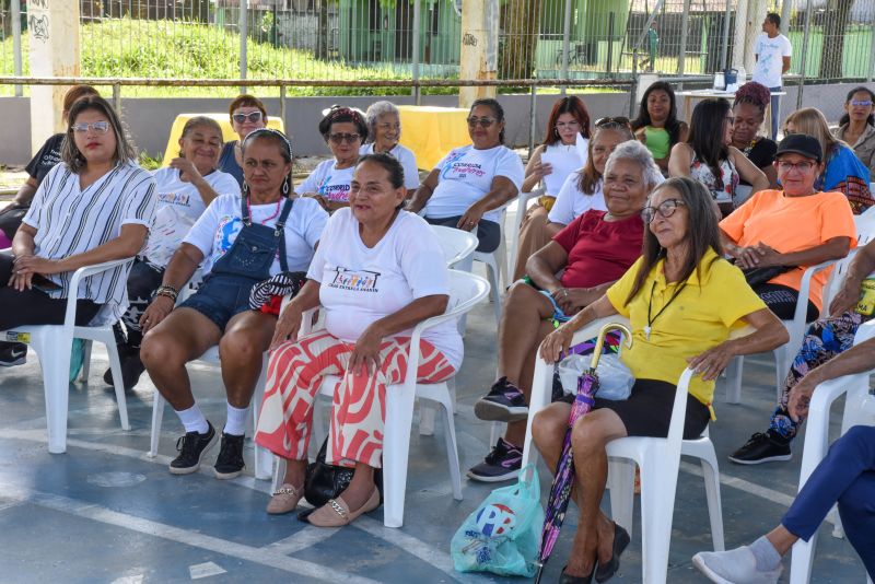 Pré Conferências da Mulher no CRAS Estrela do conjunto Júlia Seffer