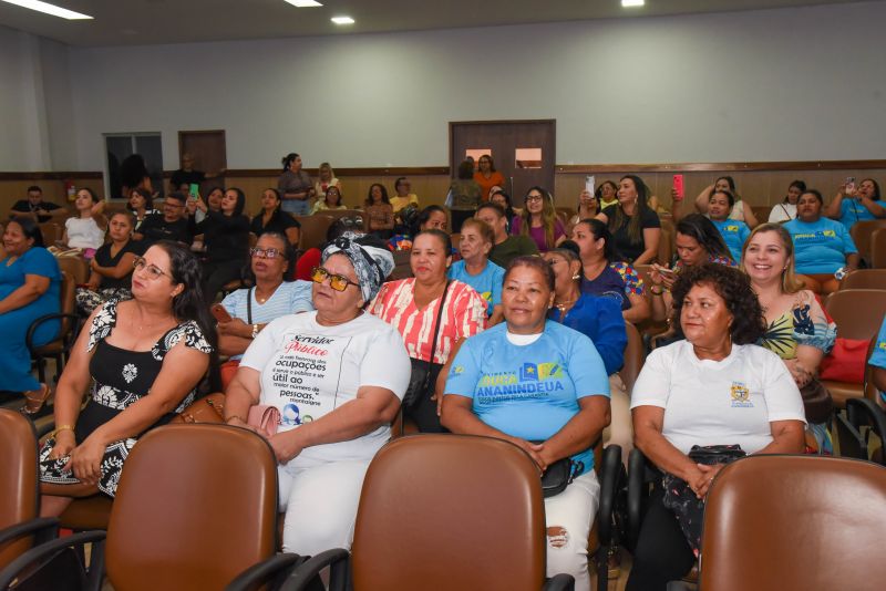 Premiação do Concurso Interno Avental de Ouro, no Auditório da SEMED