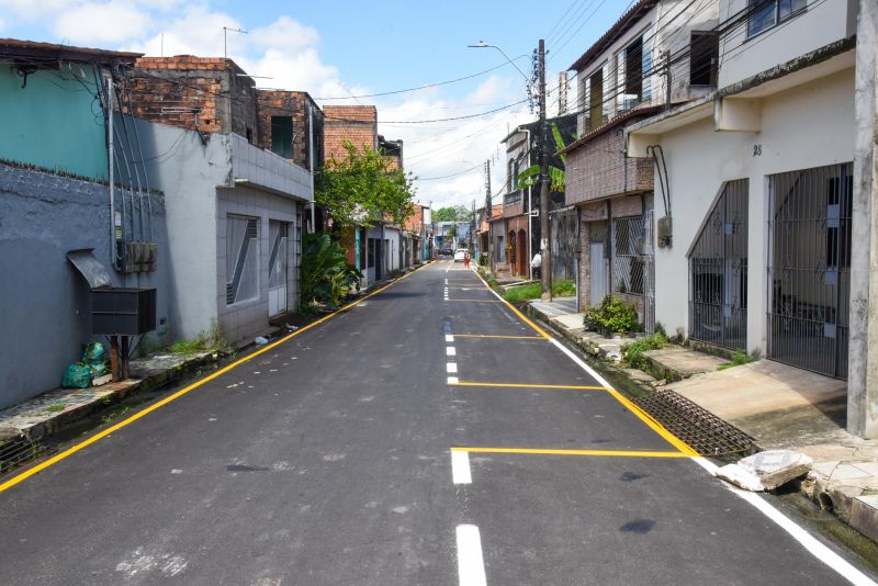 Inauguração Asfáltica com Sinalização na rua Bom Jesus no bairro Centro