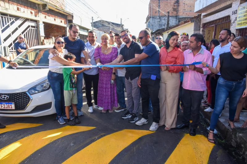 Inauguração Asfáltica com Sinalização na rua Bom Jesus no bairro Centro