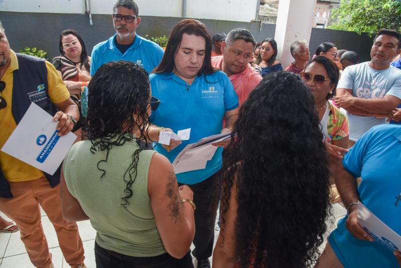 Entrega de Título de Propriedade na comunidade Jardim Vitória no bairro do Icuí