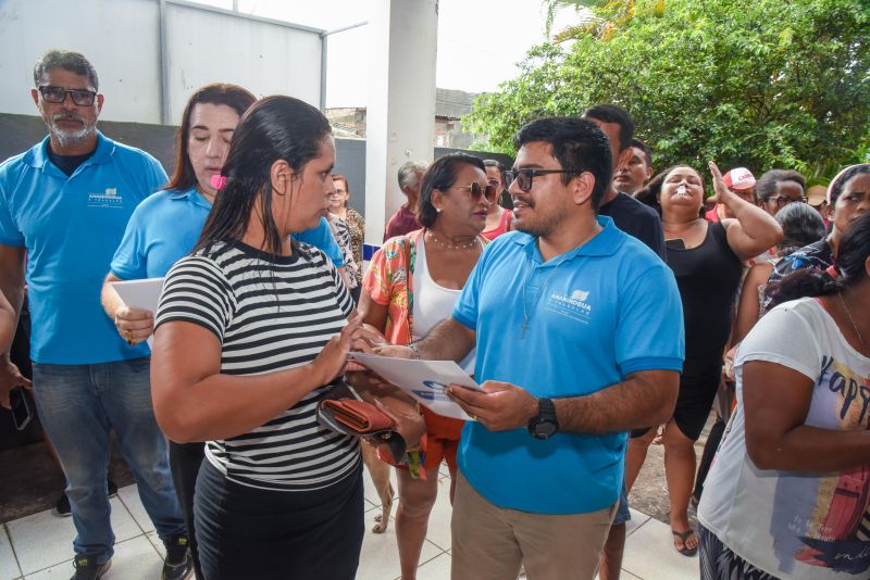 Entrega de Título de Propriedade na comunidade Jardim Vitória no bairro do Icuí
