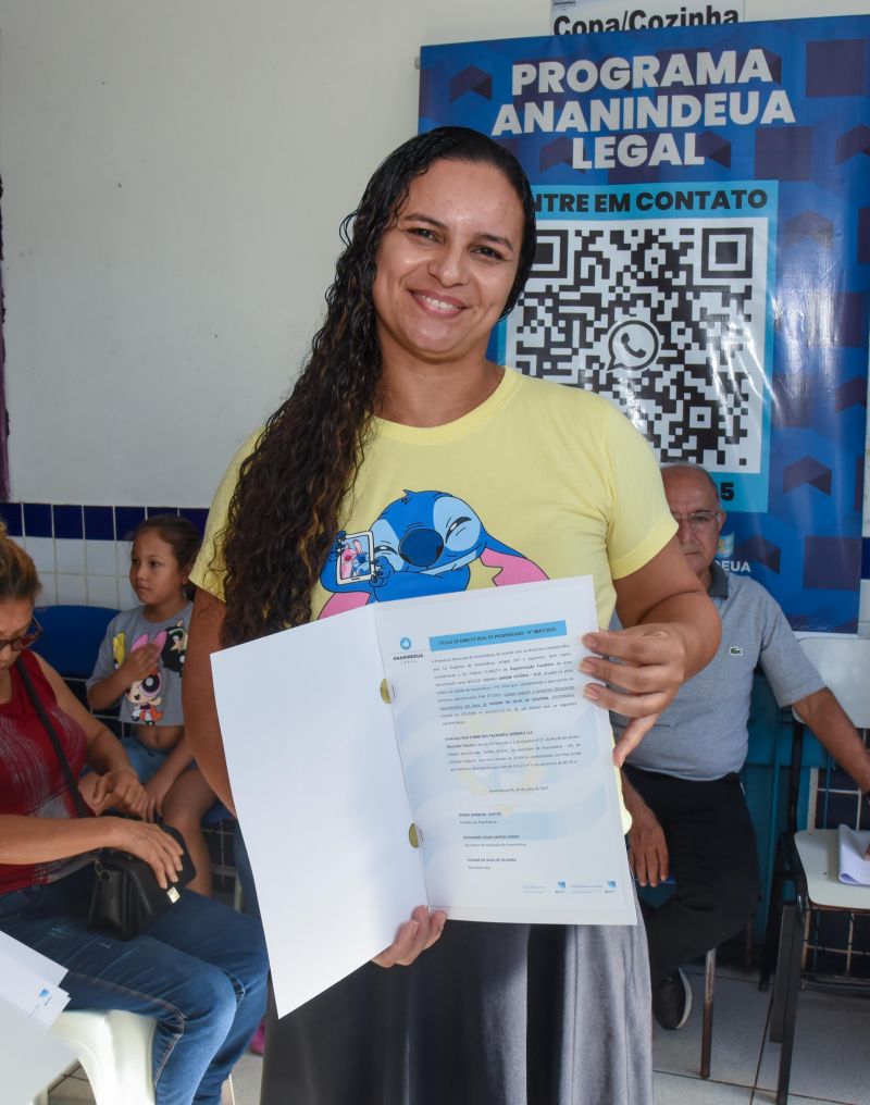 Entrega de Título de Propriedade na comunidade Jardim Vitória no bairro do Icuí