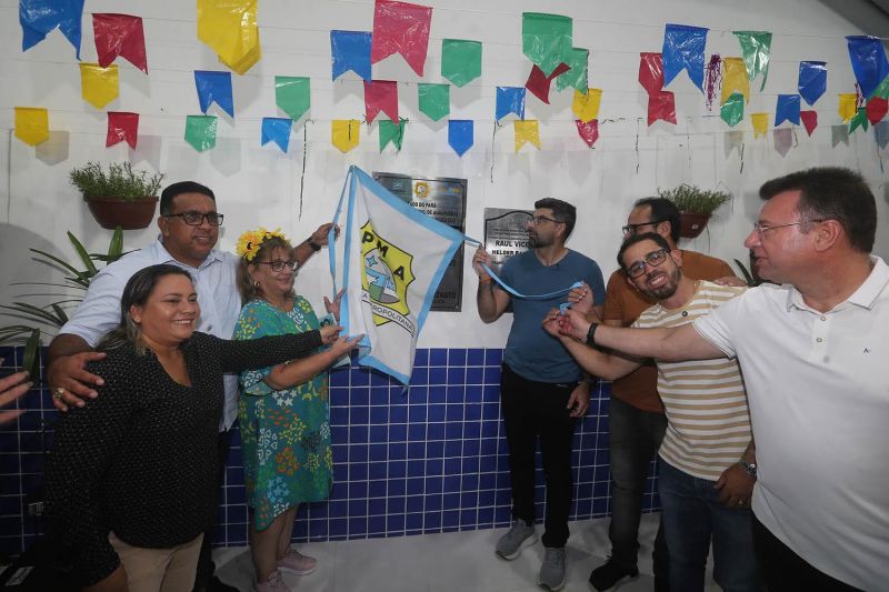 Entrega da Escola Raul Vicente totalmente revitalizada bairro Centro