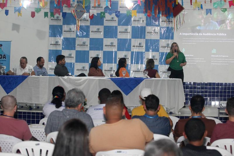 Audiência Pública do PPA e LOA na escola João Paulo Il