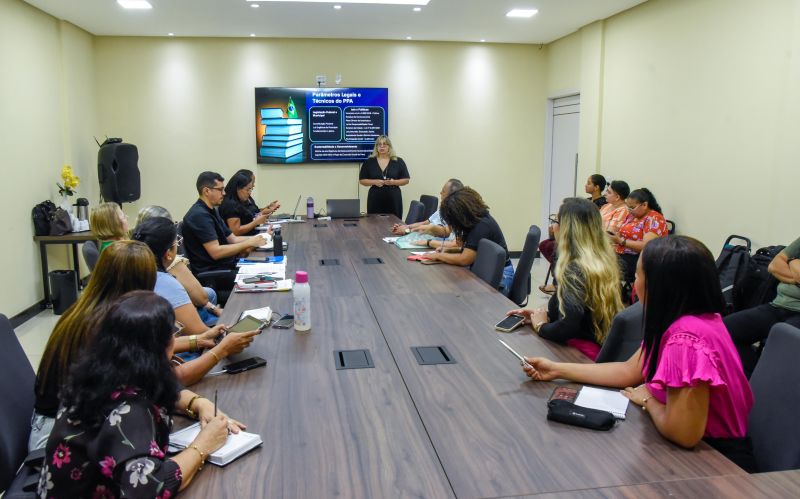 1º Dia de oficinas temáticas diretrizes econômicas e ambientais para o PPA 2026-2029 e LOA 2026 em Ananindeua