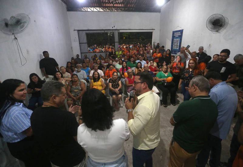 Entrega de Títulos de Propriedade no bairro Levilândia