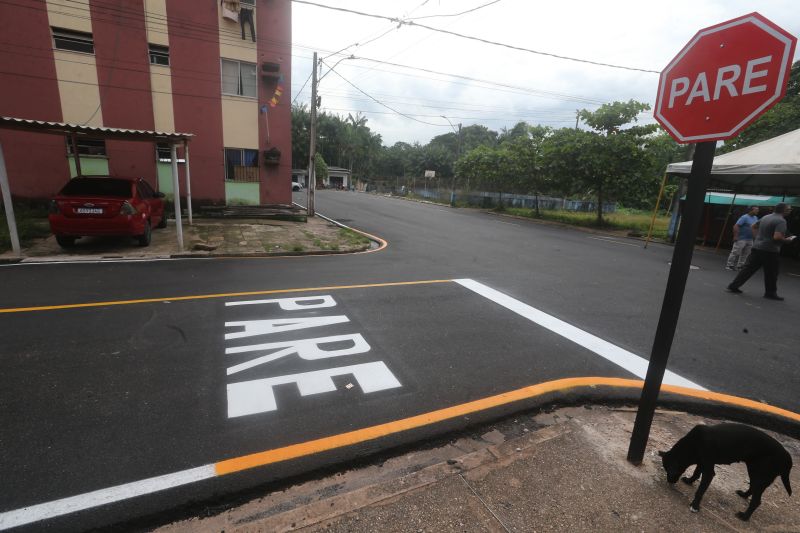 Inauguração de ruas pavimentadas no conjunto Clodomir de Nazaré no Distrito Industrial