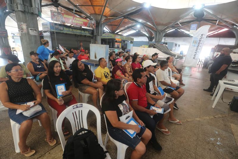Curso de manipulação de alimentos na feira da Cidade Nova lV