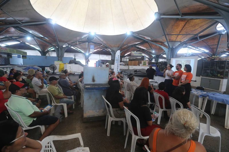 Curso de manipulação de alimentos na feira da Cidade Nova lV