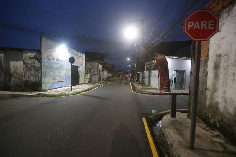 Inauguração de ruas pavimentadas no bairro do 40 Horas