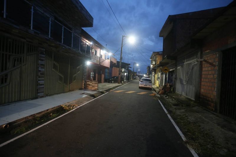 Inauguração de ruas pavimentadas no bairro do 40 Horas