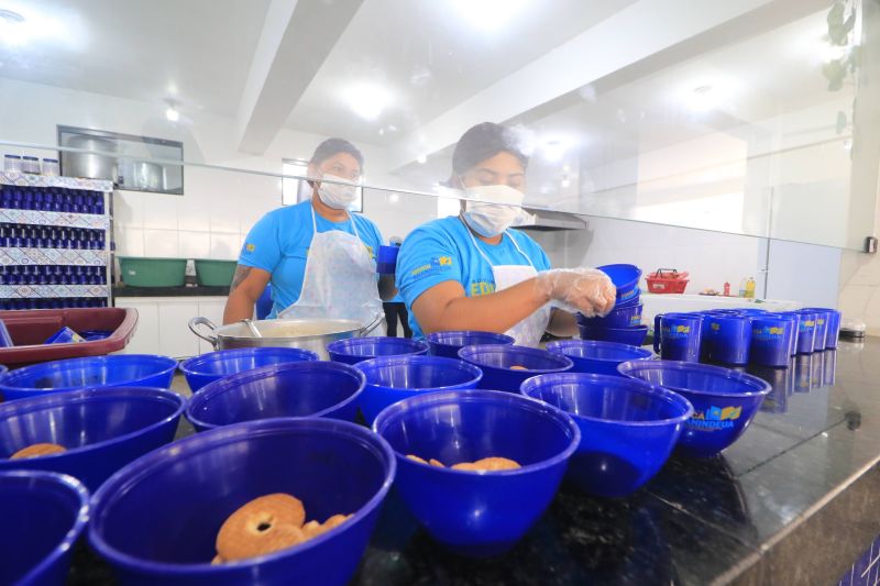 Tá na Hora da Merenda na EMEF Santa Margarida Antioquia Psídia