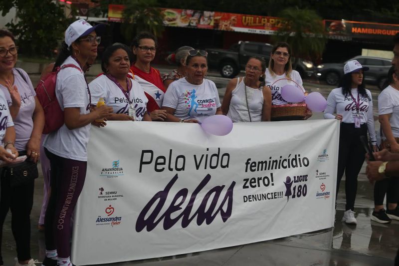Agosto Lilás em alusão ao aniversário da Lei Maria da Penha no Parque Vila Maguary