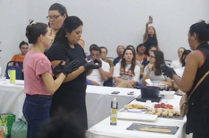 Inicio da segunda turma do curso Doce que Encantam