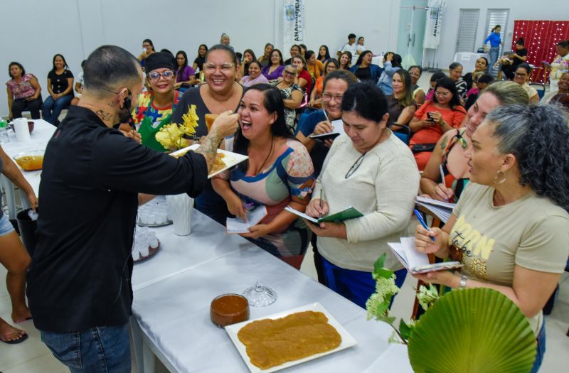 Imagens do Curso Doces Que Encantam na ACIA