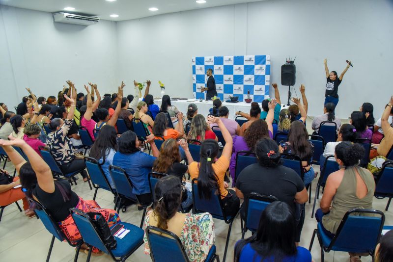Imagens do Curso Doces Que Encantam na ACIA