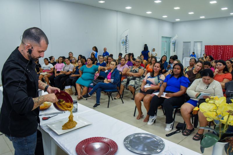 Imagens do Curso Doces Que Encantam na ACIA