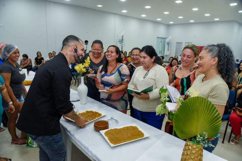 Imagens do Curso Doces Que Encantam na ACIA