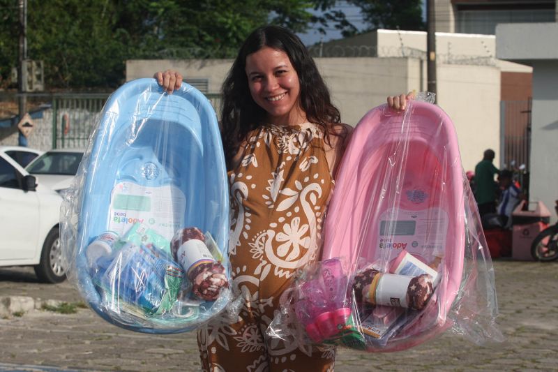 Ação comunitária em alusão Primeira Infância