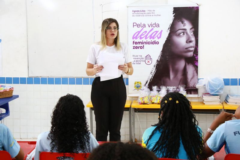 Lei Maria da Penha vai a escola no Quilombo do Abacatal
