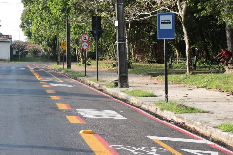 Inauguração de pavimentação asfáltica na avenida Coletora no conjunto Júlia Seffer