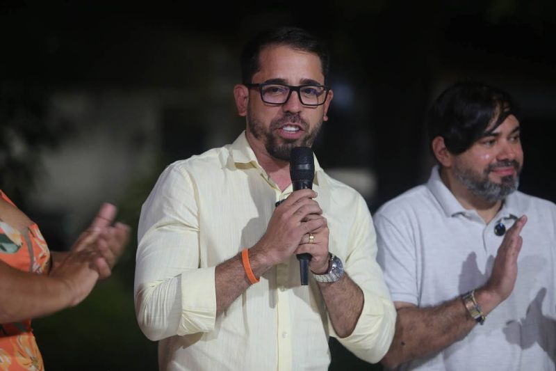 Entrega títulos de propriedade na estrada do Icui Guajará Il