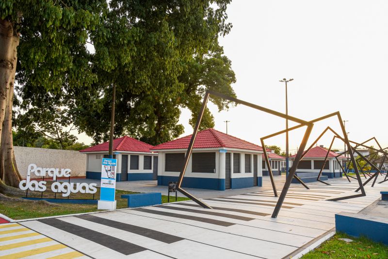 Praça Parque das Águas e Casa da Cultura em Águas Lindas