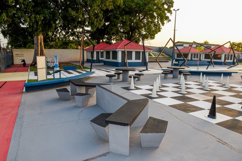 Praça Parque das Águas e Casa da Cultura em Águas Lindas