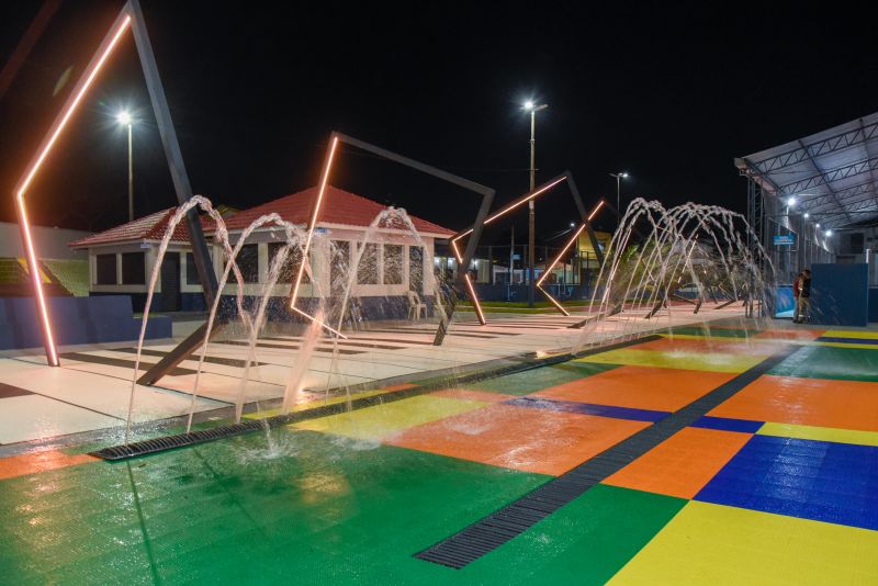 Praça Parque das Águas e Casa da Cultura em Águas Lindas