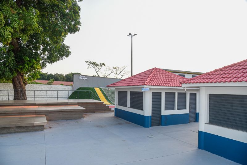 Praça Parque das Águas e Casa da Cultura em Águas Lindas