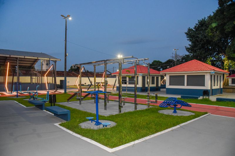 Praça Parque das Águas e Casa da Cultura em Águas Lindas