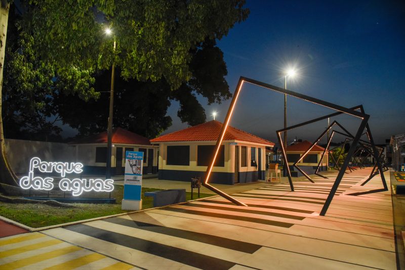 Praça Parque das Águas e Casa da Cultura em Águas Lindas
