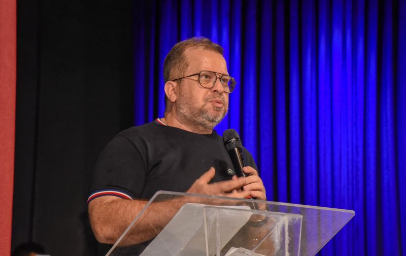 Aula Inaugural de capacitação do porte institucional no teatro Municipal