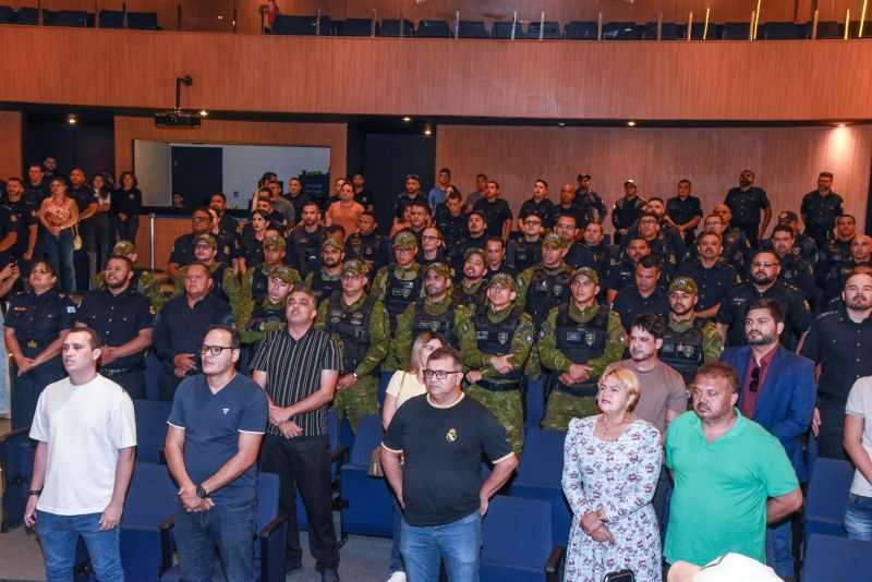 Aula Inaugural de capacitação do porte institucional no teatro Municipal