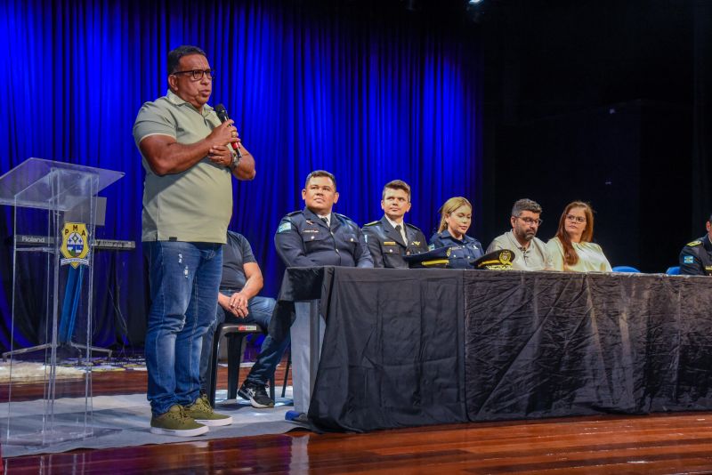 Aula Inaugural de capacitação do porte institucional no teatro Municipal