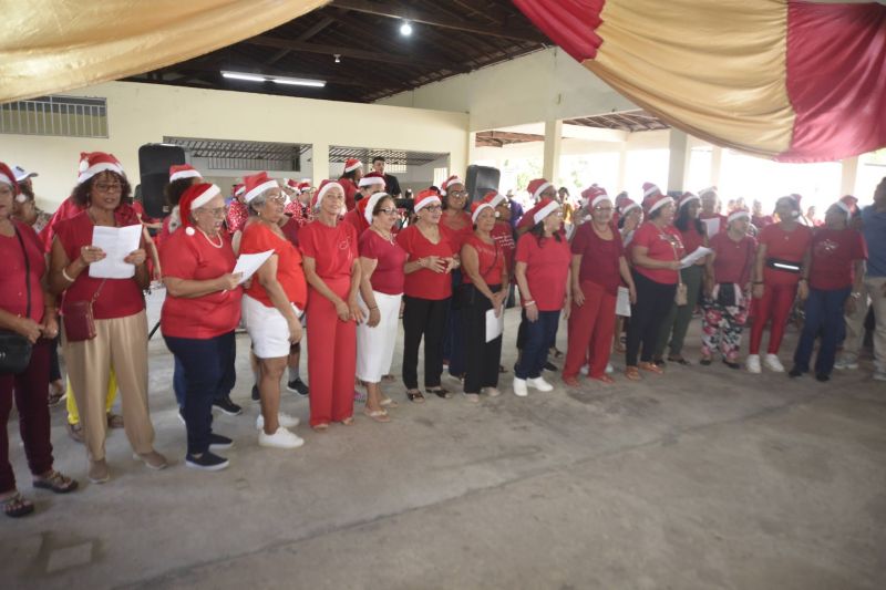 Culminância de Natal CRAS e CREAS na Igreja Matriz