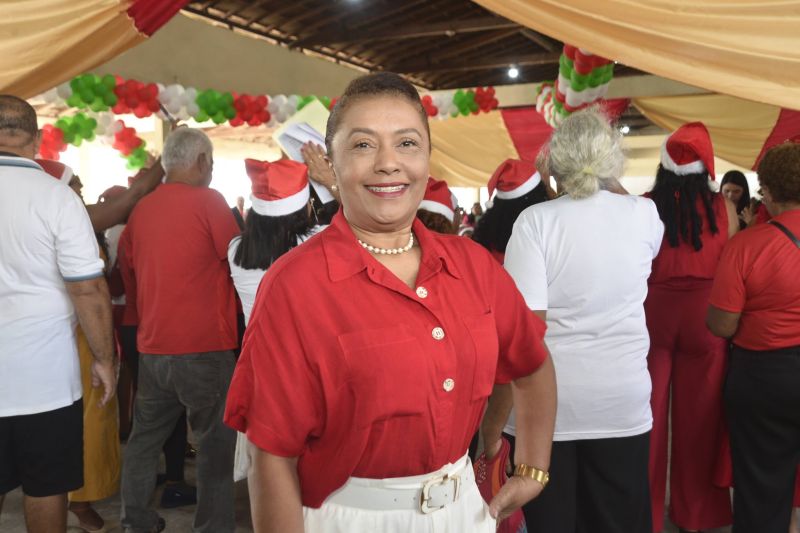 Culminância de Natal CRAS e CREAS na Igreja Matriz