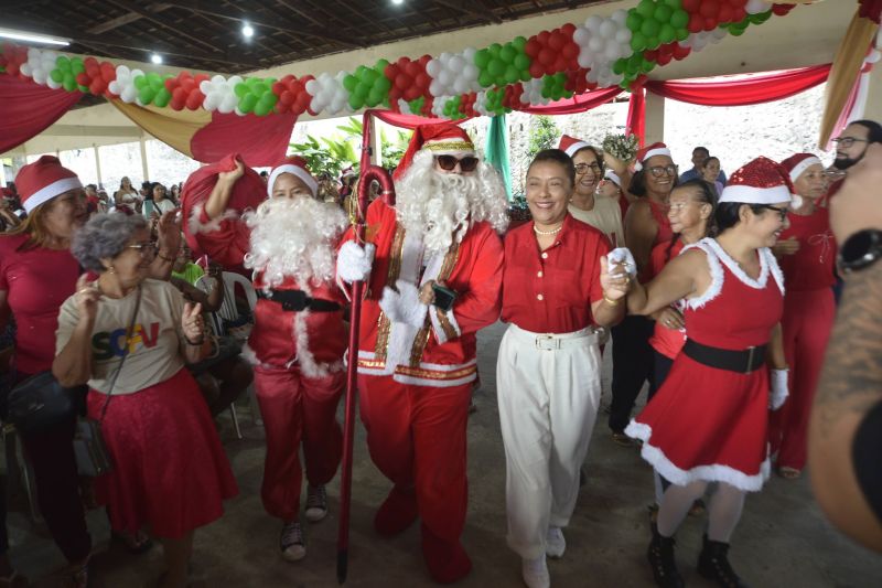 Culminância de Natal CRAS e CREAS na Igreja Matriz